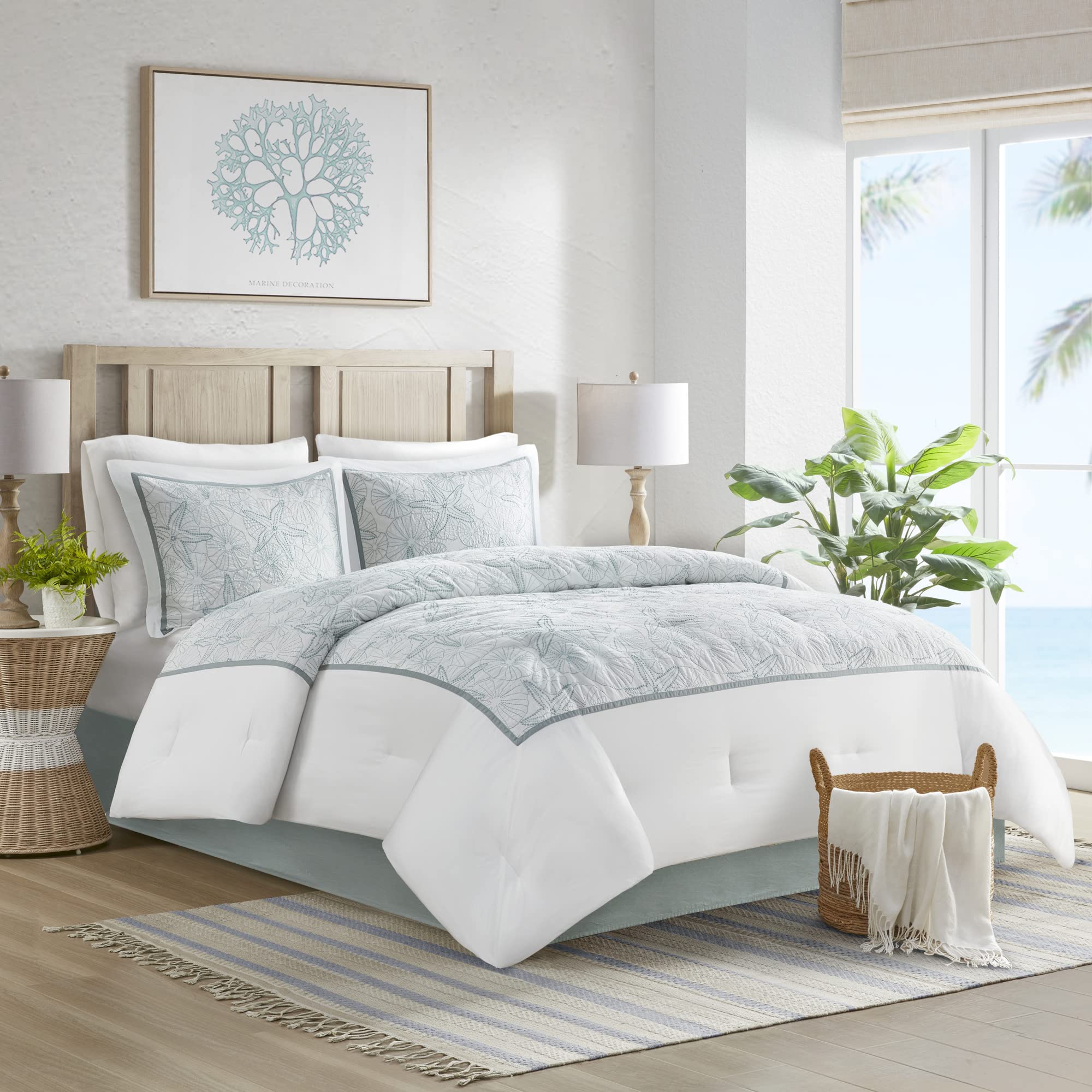 Harbor House Coastal Oceanic Sealife Cotton Comforter Set - Seafoam Blue King
| All Season Down Alternative Bedding wit