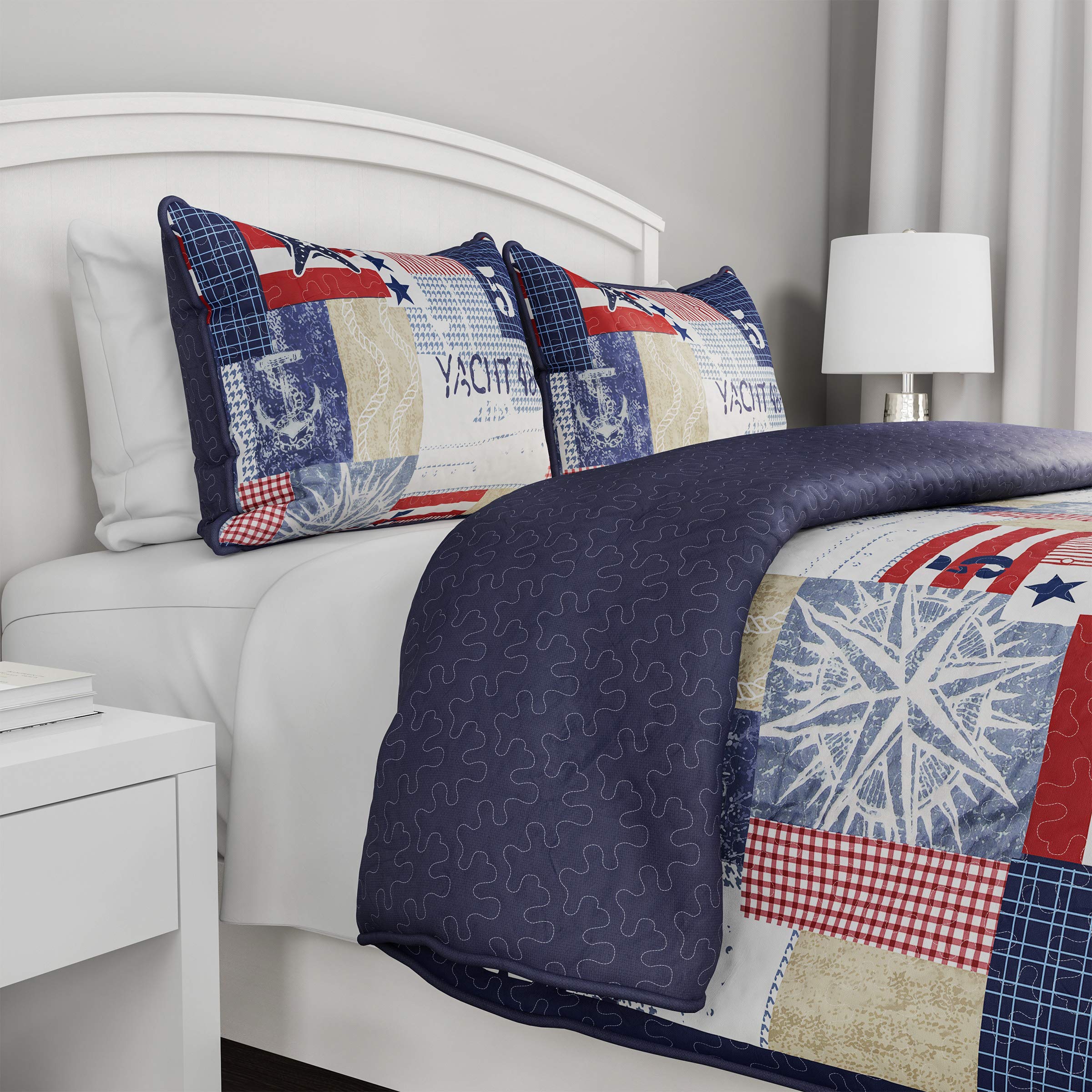 Lavish Home 2-Piece Quilt Set - Nautical Americana Patchwork Print All-Season Soft Microfiber Bedspread - Twin Bedding w